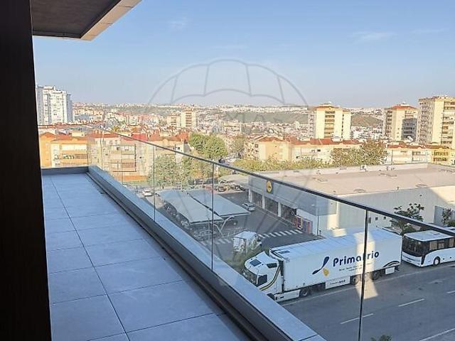 Apartamento alugar em Bairro do Saramagal, Odivelas