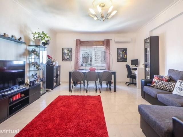 Apartamento venda em Corroios