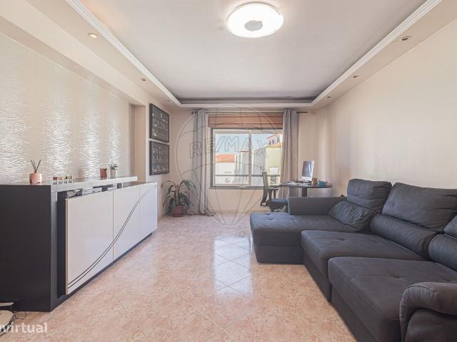 Apartamento venda em Corroios