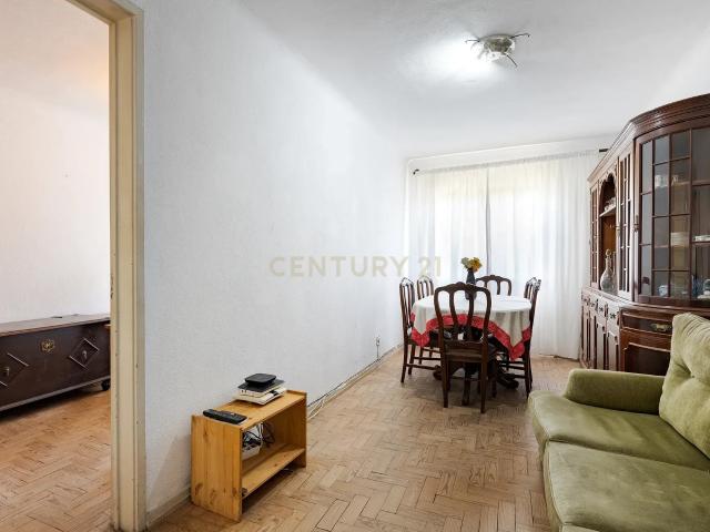 Apartamento alugar em Benfica