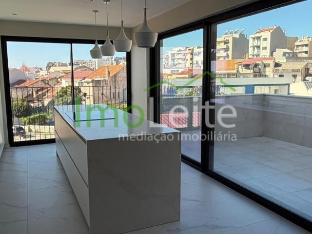 Apartamento alugar em Póvoa de Varzim