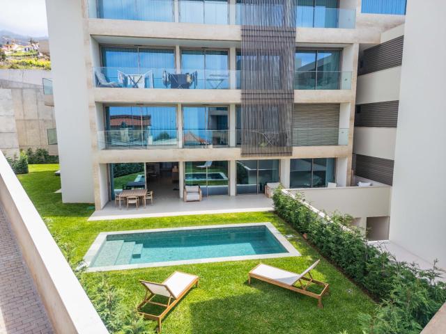 Apartamento venda em Estreito de Câmara de Lobos, Câmara De Lobos