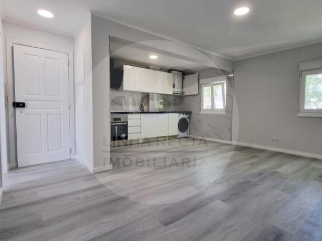 Apartamento venda em Almada, Setúbal