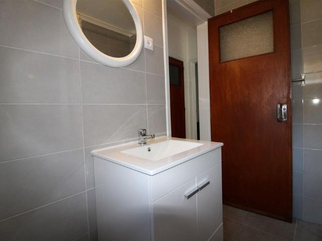 Apartamento alugar em Coimbra (Sé Nova, Santa Cruz, Almedina e São Bartolomeu), Coimbra