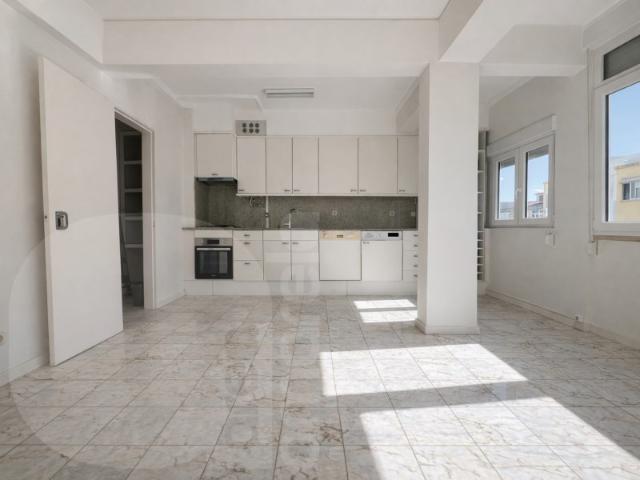 Apartamento alugar em Almada, Setúbal