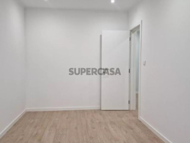 Casa venda em Reboleira, Amadora