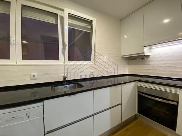 Apartamento alugar em Jardins do Cristo Rei, Santiago Dos Velhos