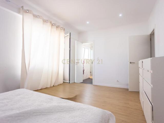 Apartamento venda em Patameiras, Odivelas