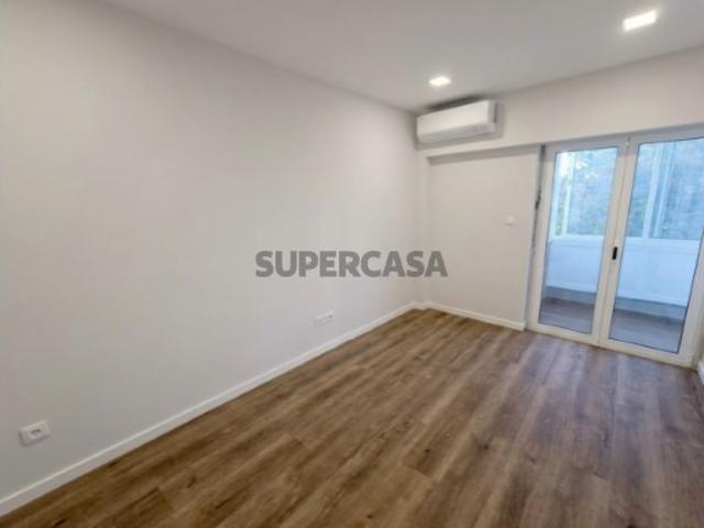 Casa venda em Odivelas