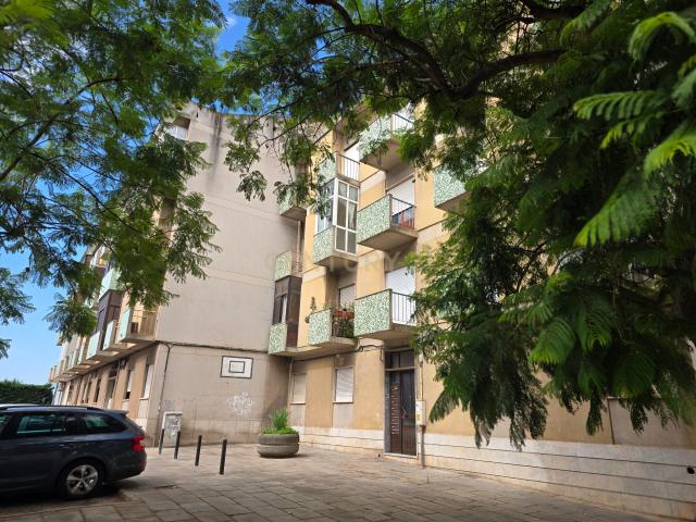 Apartamento alugar em Casquilhos, Verderena