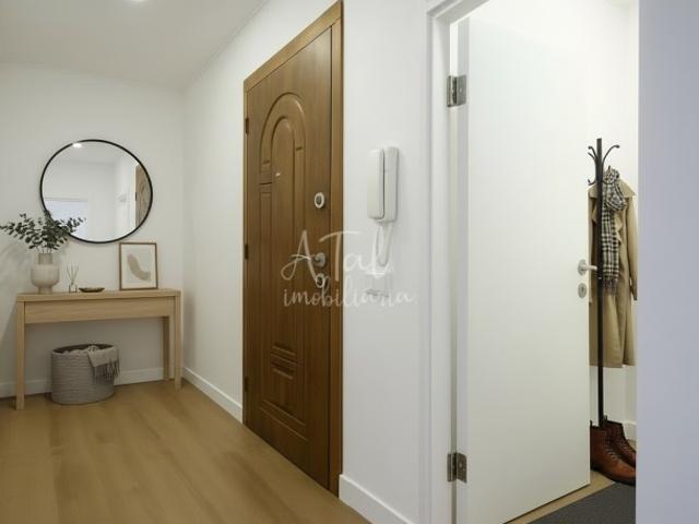 Apartamento venda em Vale de Cavala, Almada