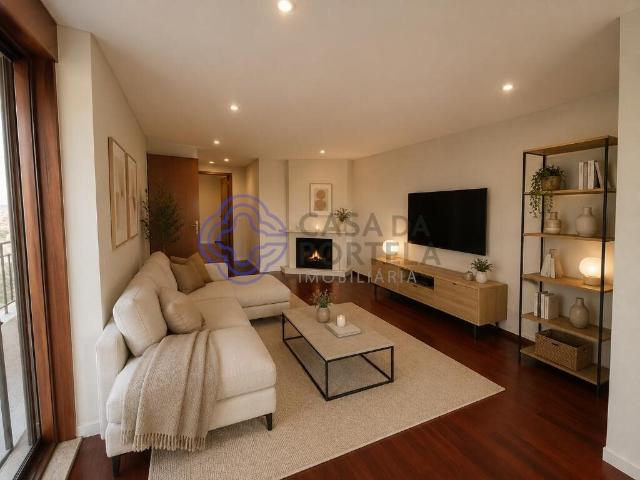 Apartamento venda em Basílio Teles, Porto