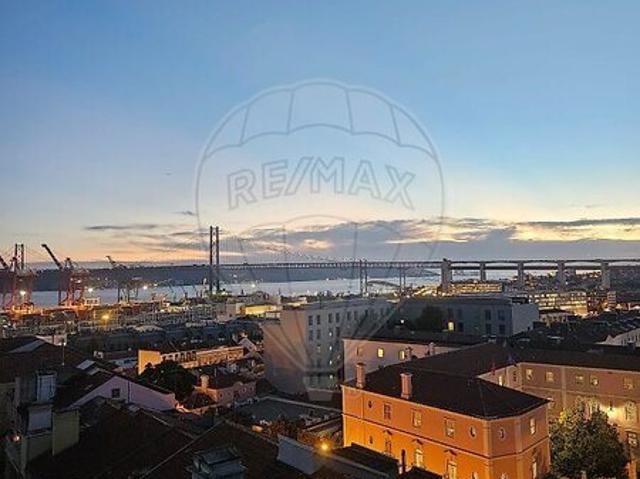 Apartamento venda em Santa Maria Maior, Lisboa
