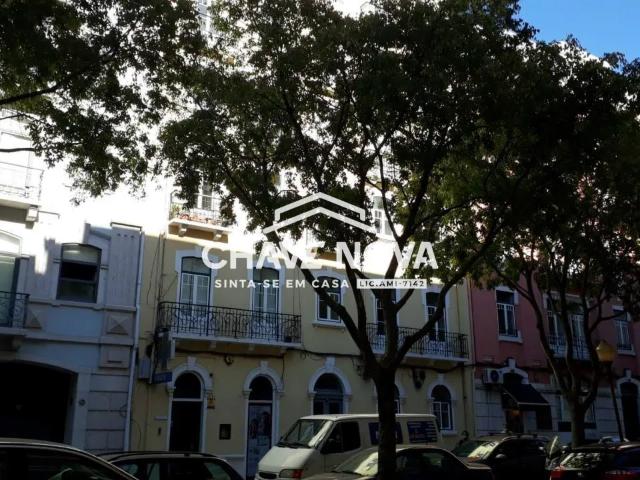 Apartamento alugar em São Sebastião da Pedreira, Lisboa
