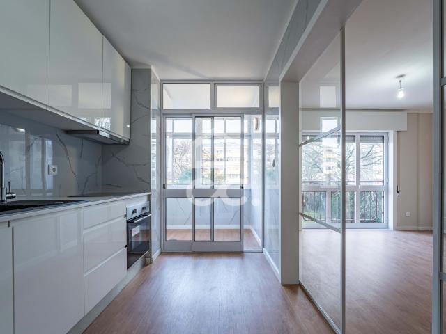 Apartamento venda em Porto