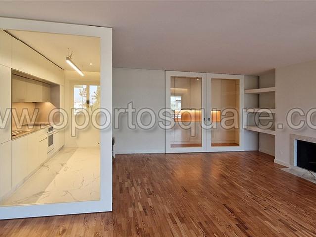 Apartamento alugar em Porto, Aldoar