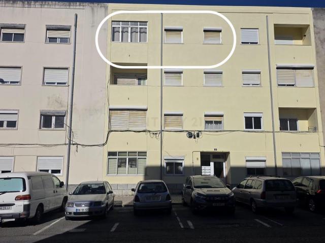 Apartamento venda em Casal de Porqueiros, Rio de Mouro
