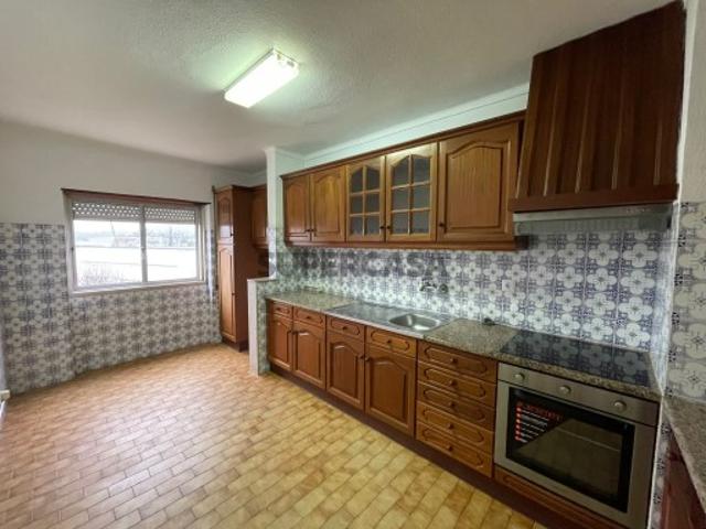Casa venda em Rio Maior, Santarém