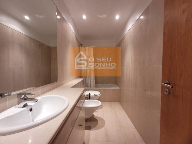 Apartamento venda em Poço dos Ferreiros, São Brás De Alportel