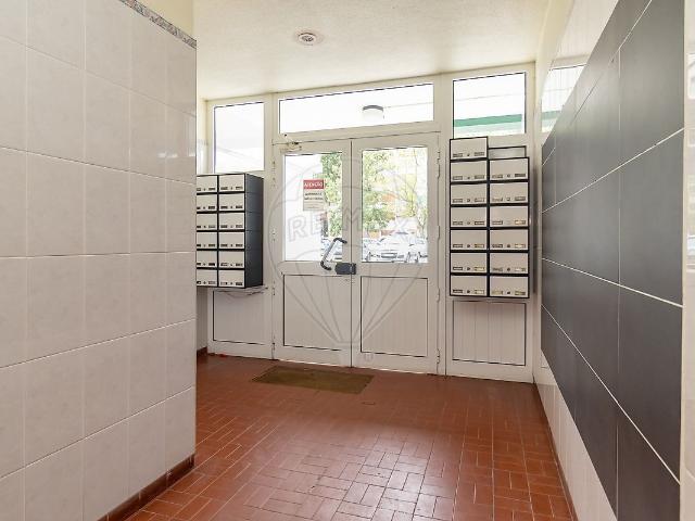 Apartamento venda em Barreiro, Santo António Da Charneca