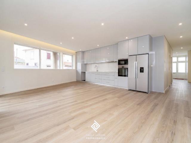 Apartamento venda em Vila Nova De Gaia, Porto