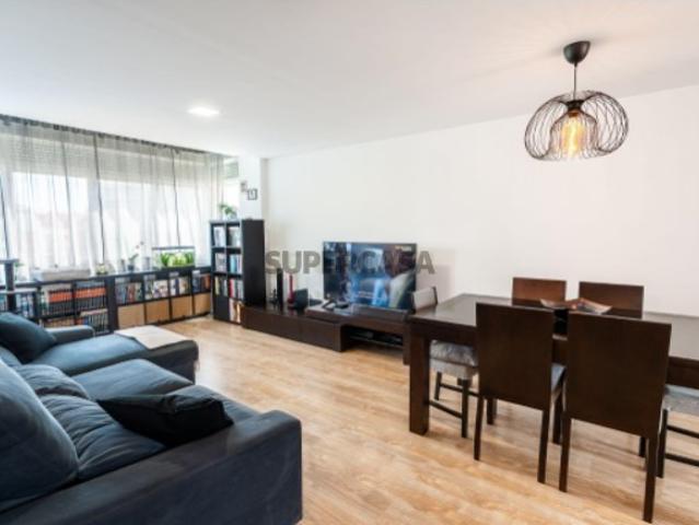 Casa venda em Villa Park, Amadora