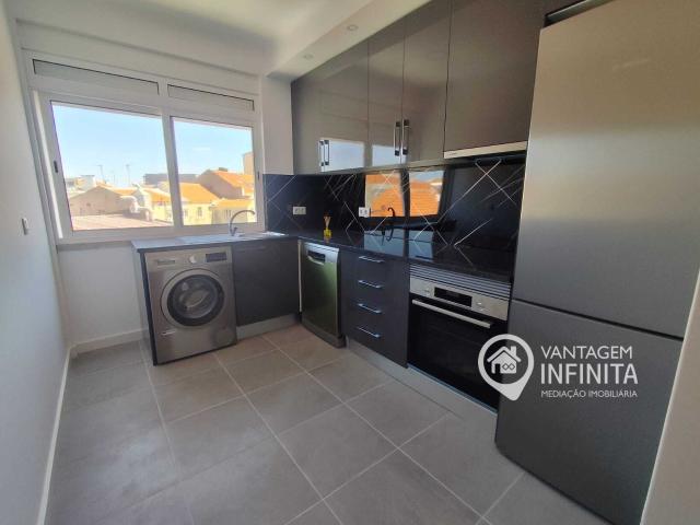 Apartamento venda em Torcatas, Almada