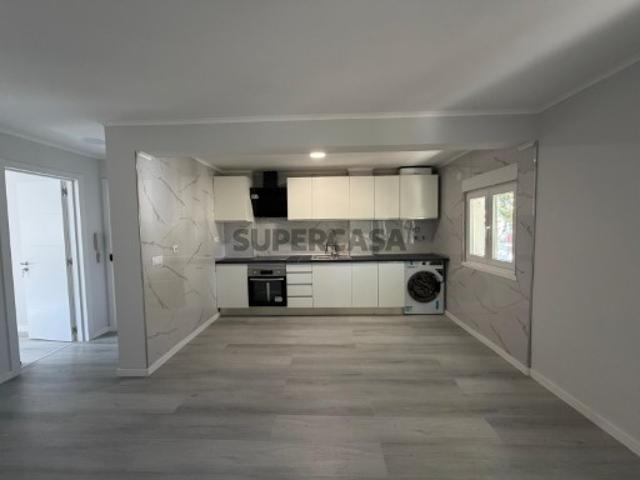 Casa venda em Laranjeiras, Almada