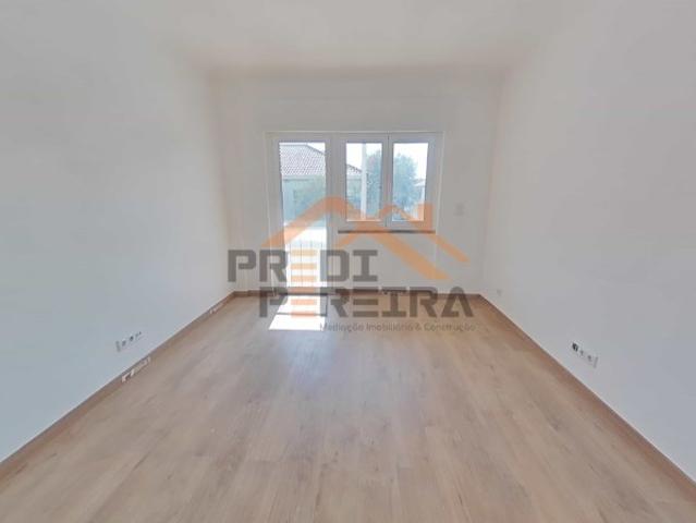 Apartamento venda em Flamenga, Santiago Dos Velhos