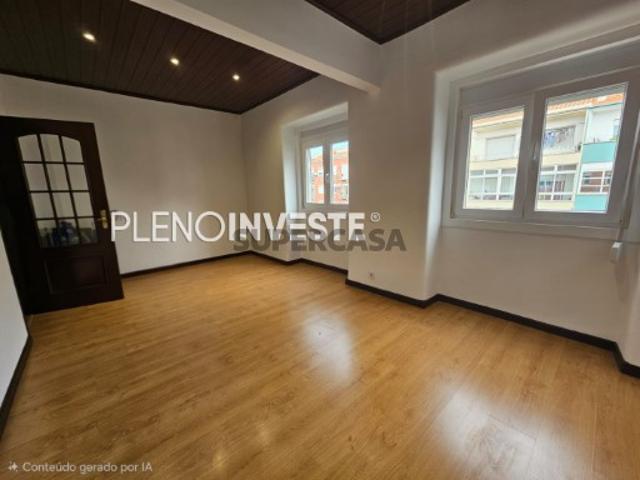 Casa venda em Ginjal, Almada