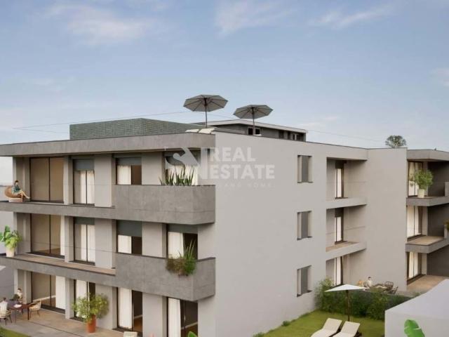 Apartamento venda em Câmara De Lobos, Ilha Da Madeira