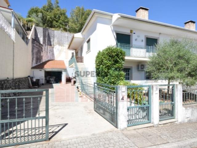 Casa venda em Castelo Branco, Canhoso