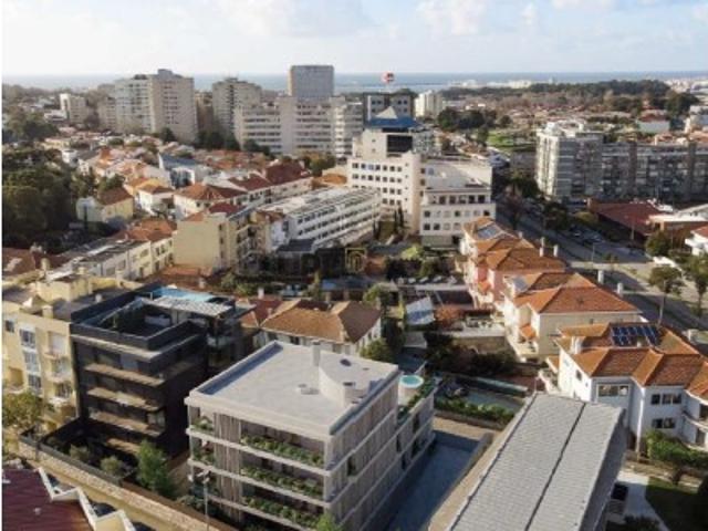 Casa venda em Porto, Lordelo Do Ouro