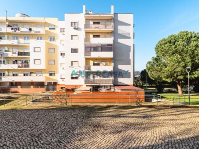Casa venda em Camarinha, Setúbal