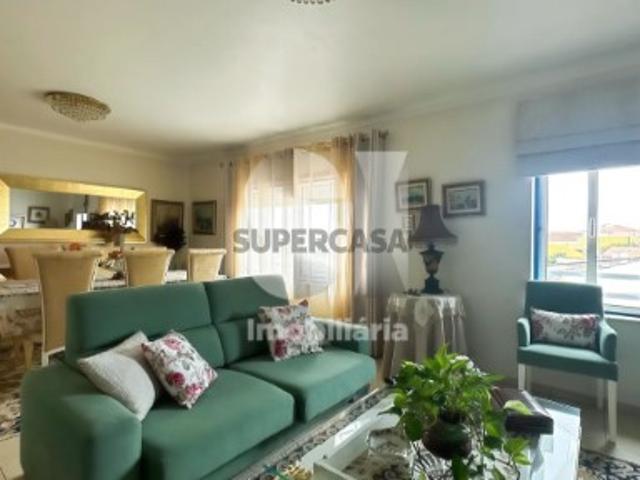 Casa venda em Marinha Grande, Leiria