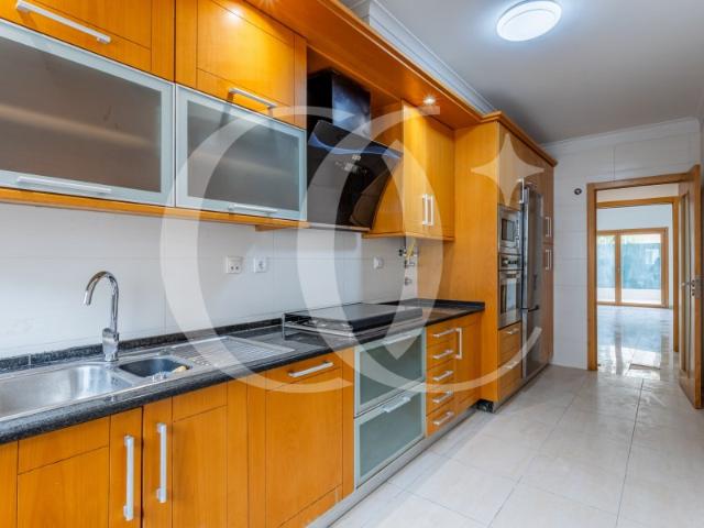 Apartamento venda em Cais de Vila Franca de Xira, Vila Franca de Xira