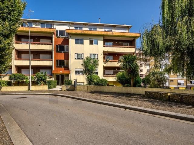 Apartamento alugar em Serralho, Vila Nova De Famalicão