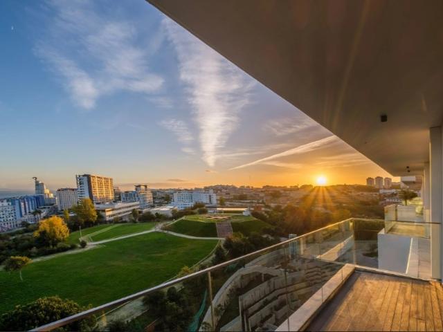 Apartamento venda em Quinta das Laranjeiras, Lisboa