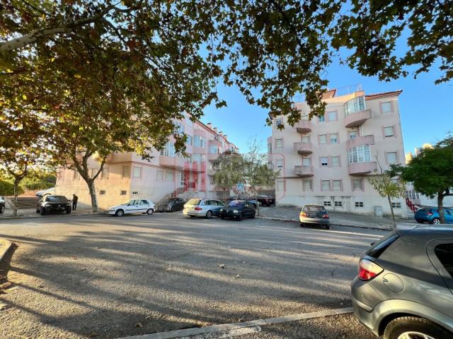 Apartamento alugar em Palhais, Almada