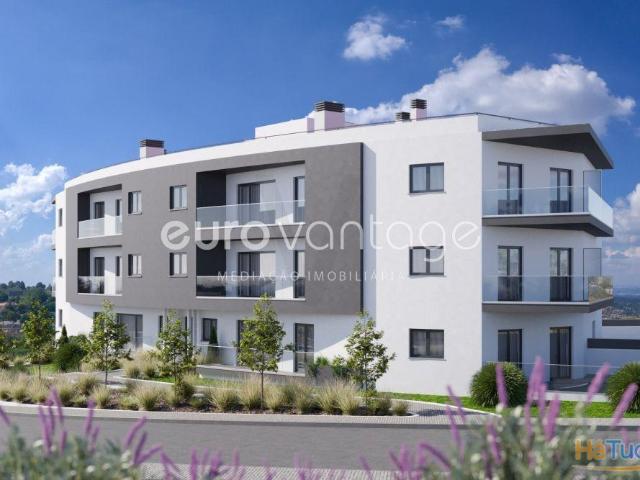 Apartamento venda em Porto De Mós, Leiria