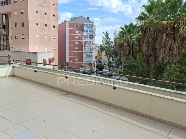 Apartamento venda em Odivelas