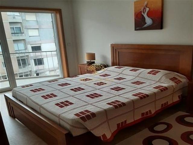 Apartamento alugar em Pereiró, Porto