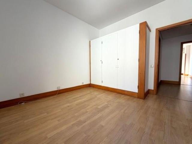 Apartamento alugar em Conjunto Urbano da Ribeira, Porto