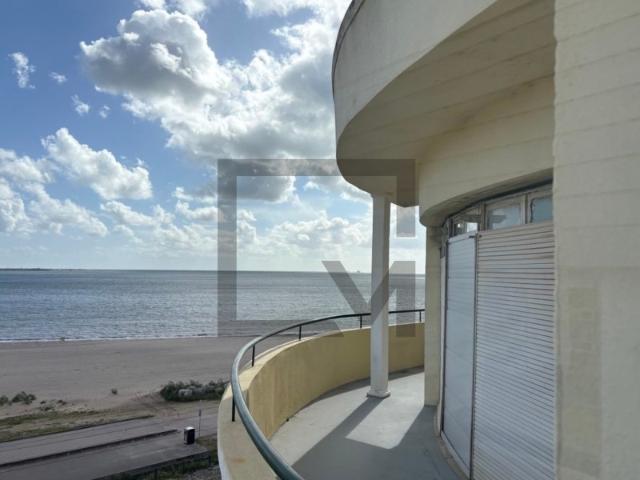 Apartamento venda em Núcleo Urbano Histórico de Algés, Oeiras
