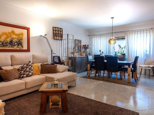 Apartamento venda em Quinta Grande, Amadora