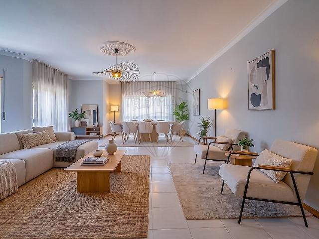 Apartamento venda em Massamá, Massamá e Monte Abraão
