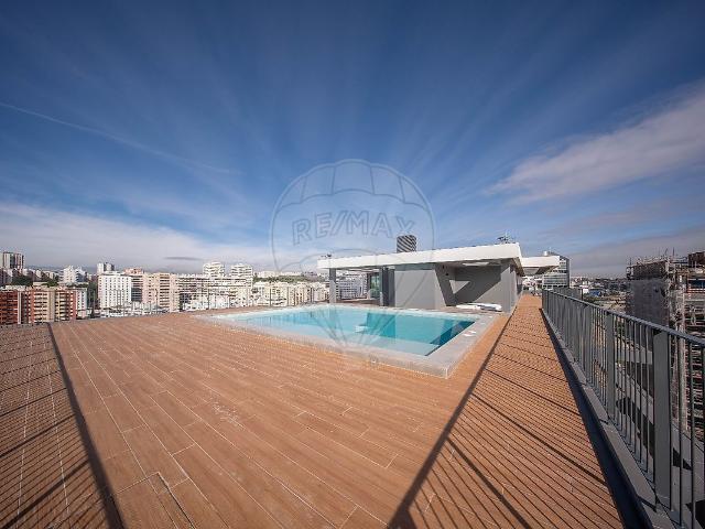 Apartamento venda em Núcleo Urbano Histórico de Algés, Oeiras