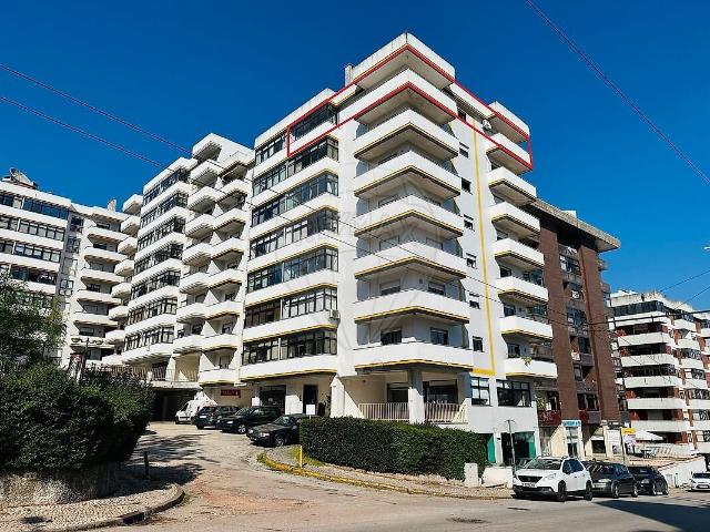 Apartamento venda em Coimbra (Sé Nova, Santa Cruz, Almedina e São Bartolomeu), Coimbra