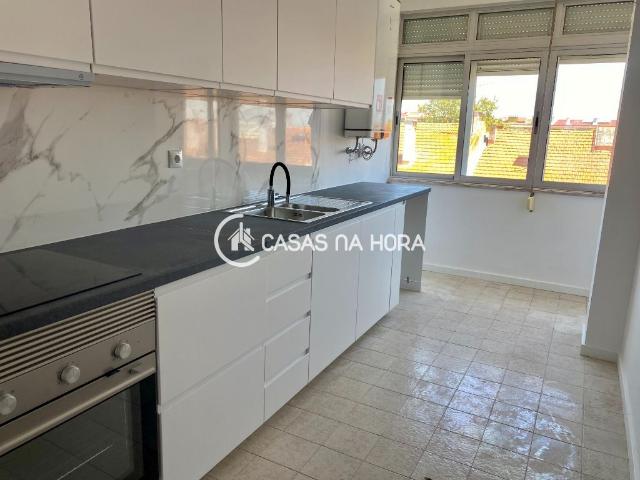 Apartamento alugar em Cova da Piedade, Almada