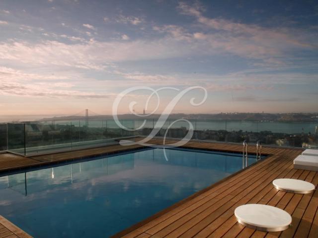 Apartamento venda em São Francisco Xavier, Lisboa